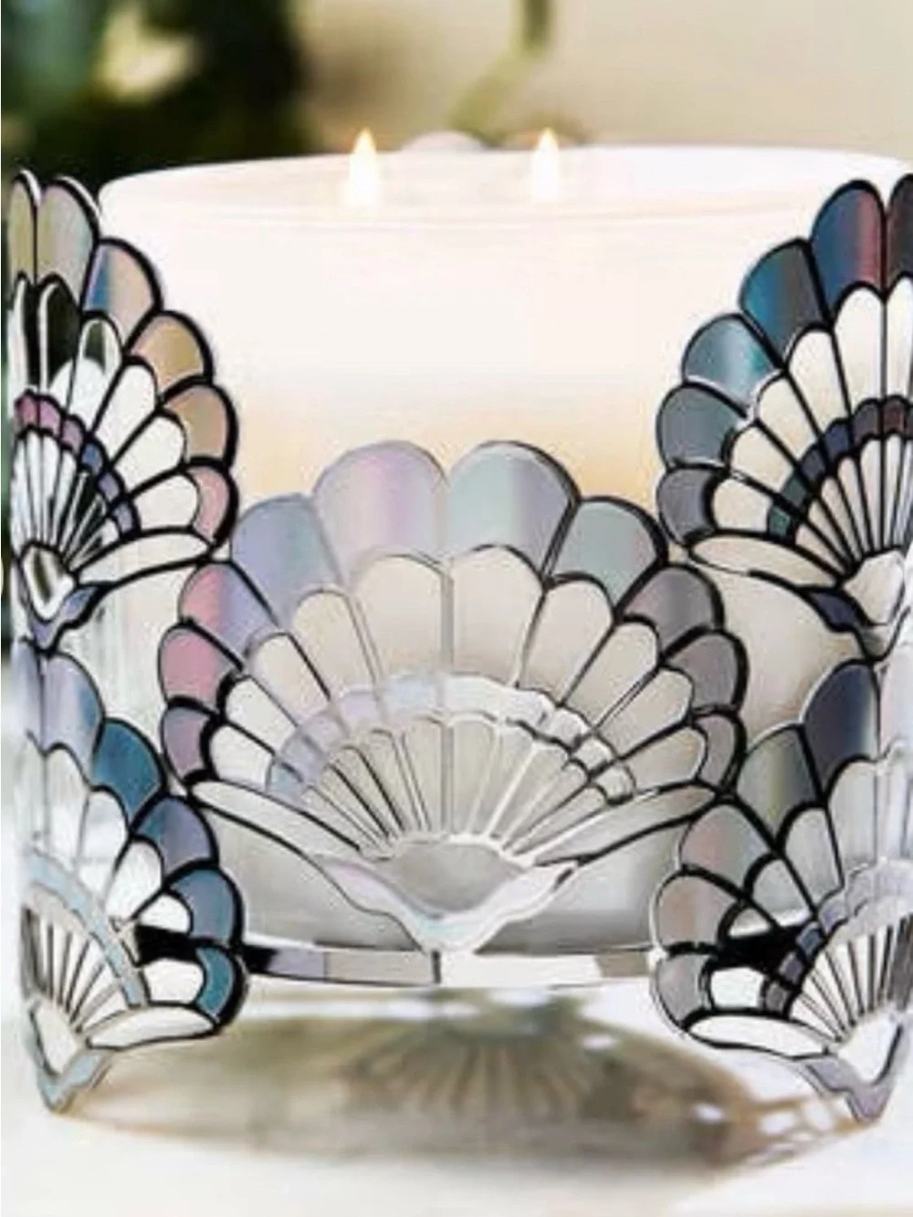Bath & Body NWT Opalescent Seashells 3-Wick Candle Holder